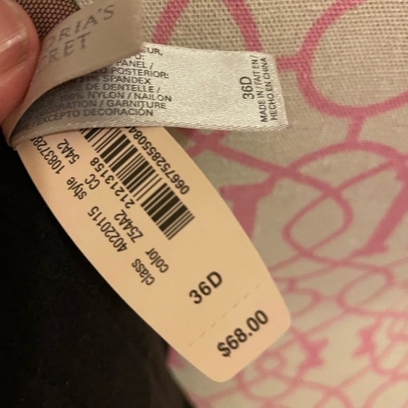 Victoria’s Secret Lingerie 🆕 - Picture 4 of 4